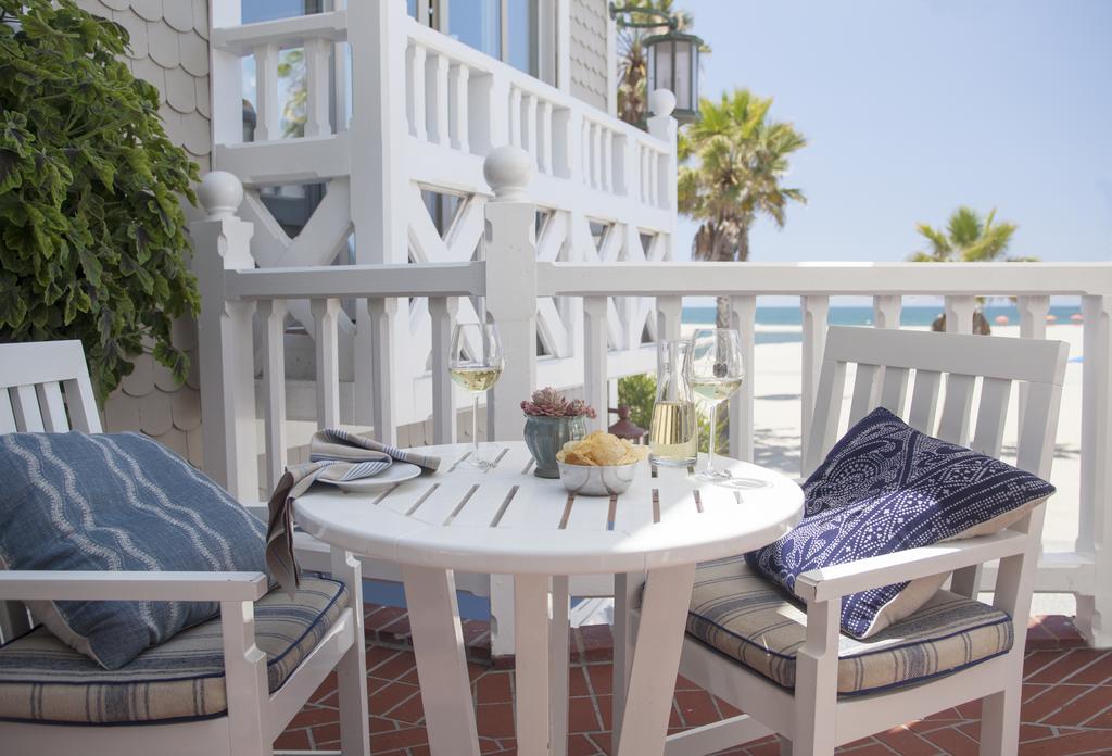 Shutters at The Beach, CA - Accent Chairs - Straight Pedestal Bar Table